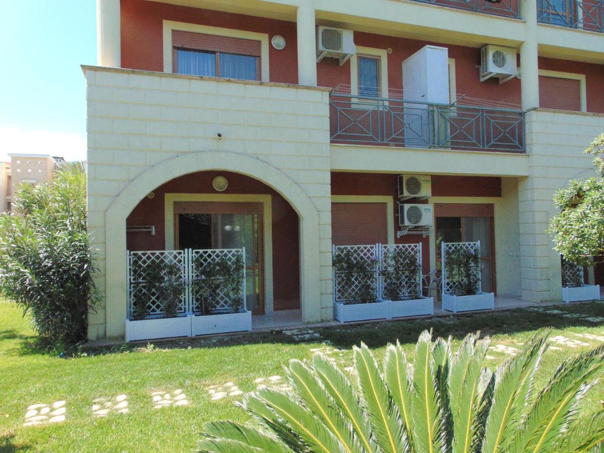 Casa Vacanze Oasi Felicita Nova Siri Marina Buitenkant foto